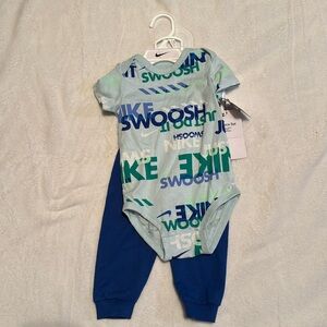 Nike Swoosh 9M Onesie/Pants Set